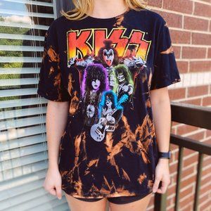 kiss legend graphic tee